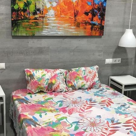 Apartamento A, A 3 Minutos De La Estacion Central De Bus Y Tren Малага Экстерьер фото